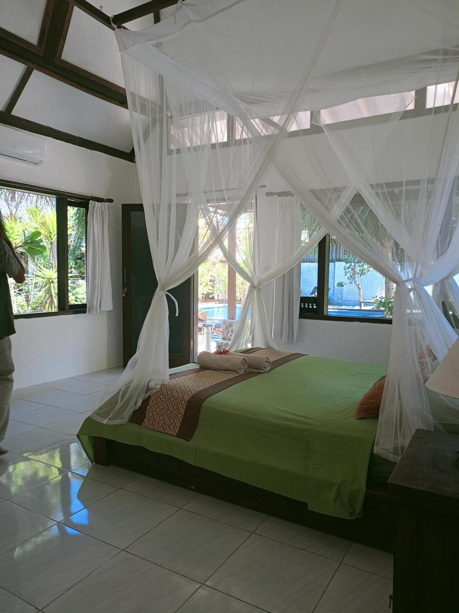 Gili Hideaway Hotel Gili Trawangan Exterior photo