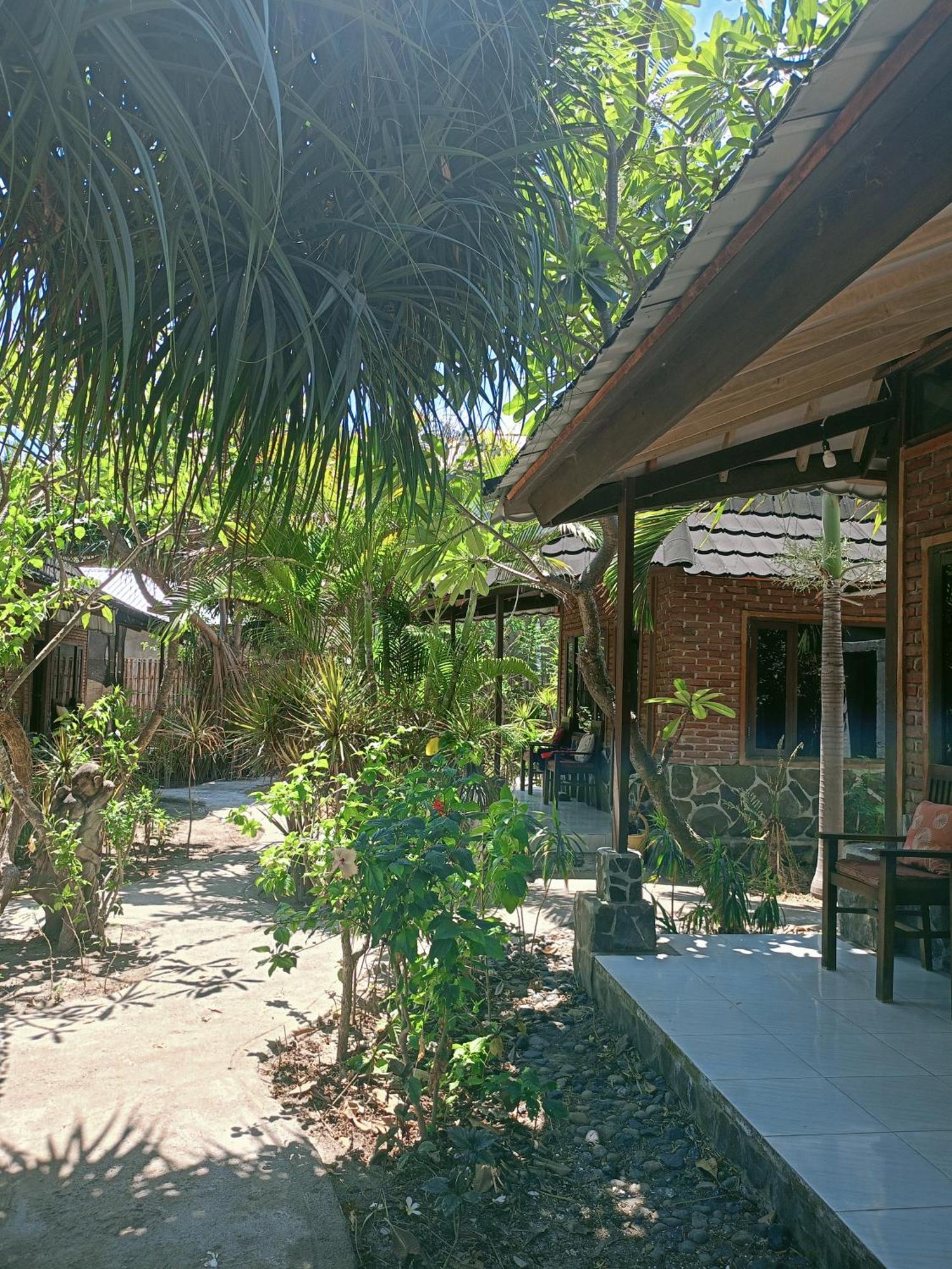 Gili Hideaway Hotel Gili Trawangan Exterior photo